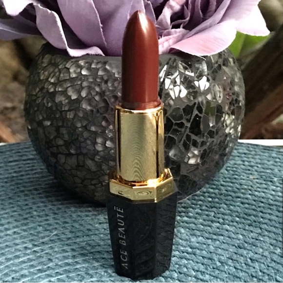 Ace Beaute Pout Perfect Lipstick in CONFIDENCE Rich Warm Brown *BNIB - Picture 2 of 14